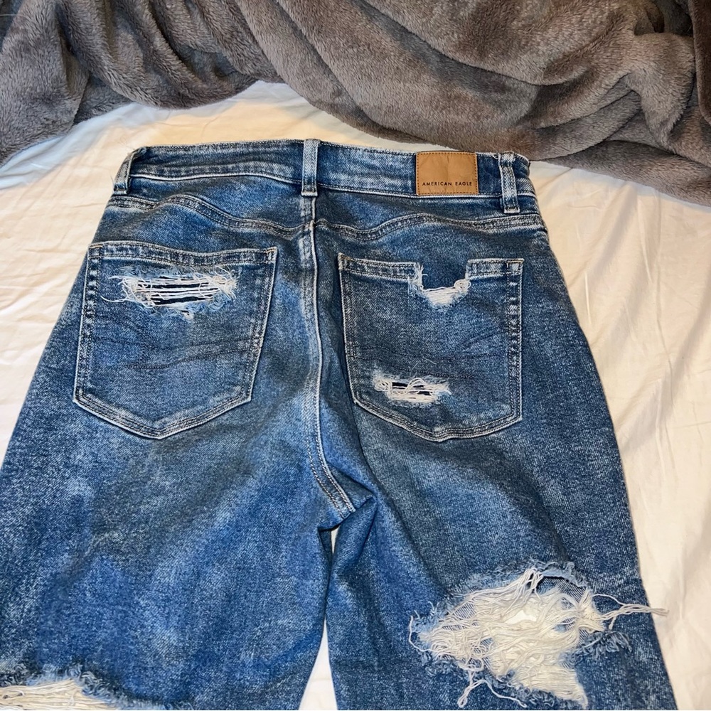 AE Mom Jean with Rips - Picture 3 of 6